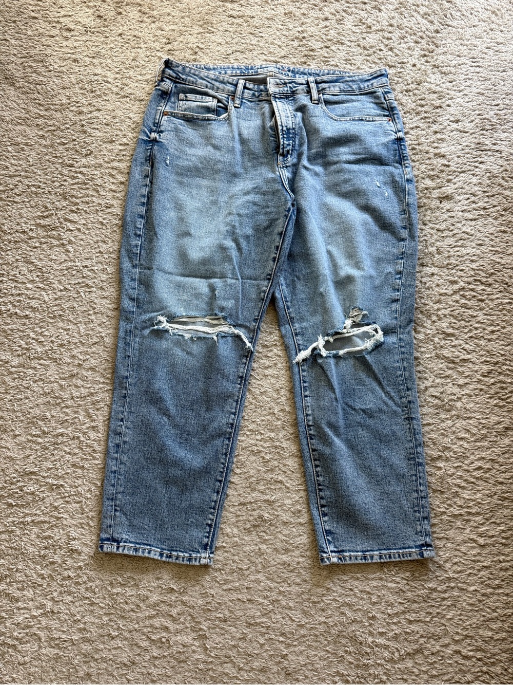 Old Navy Light Blue High-Rise Distressed Women's Jeans